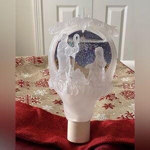 Vintage Nativity Scene Night Light White Frosted Glittery Snow Globe Dome 7”
